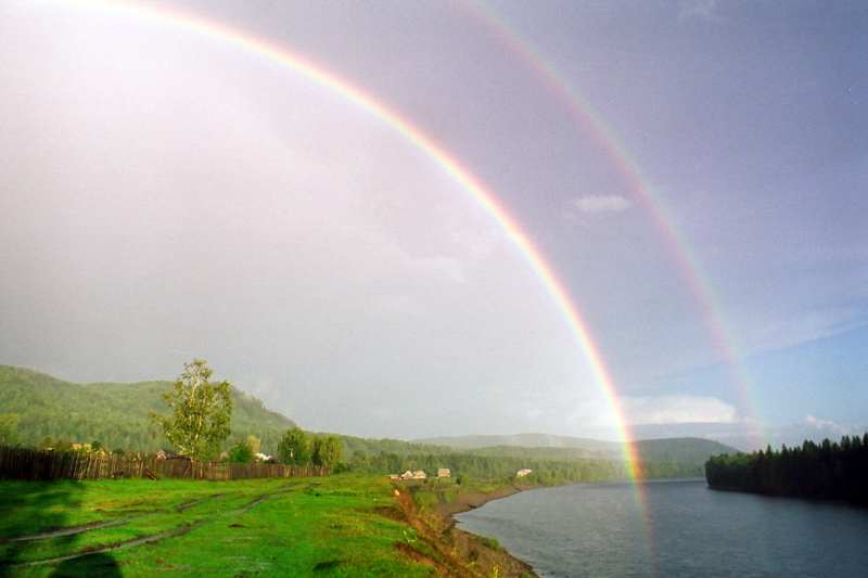  Regenbogen überm Fluss Kasir 